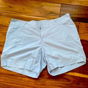 Columbia PFG nylon shorts, gray